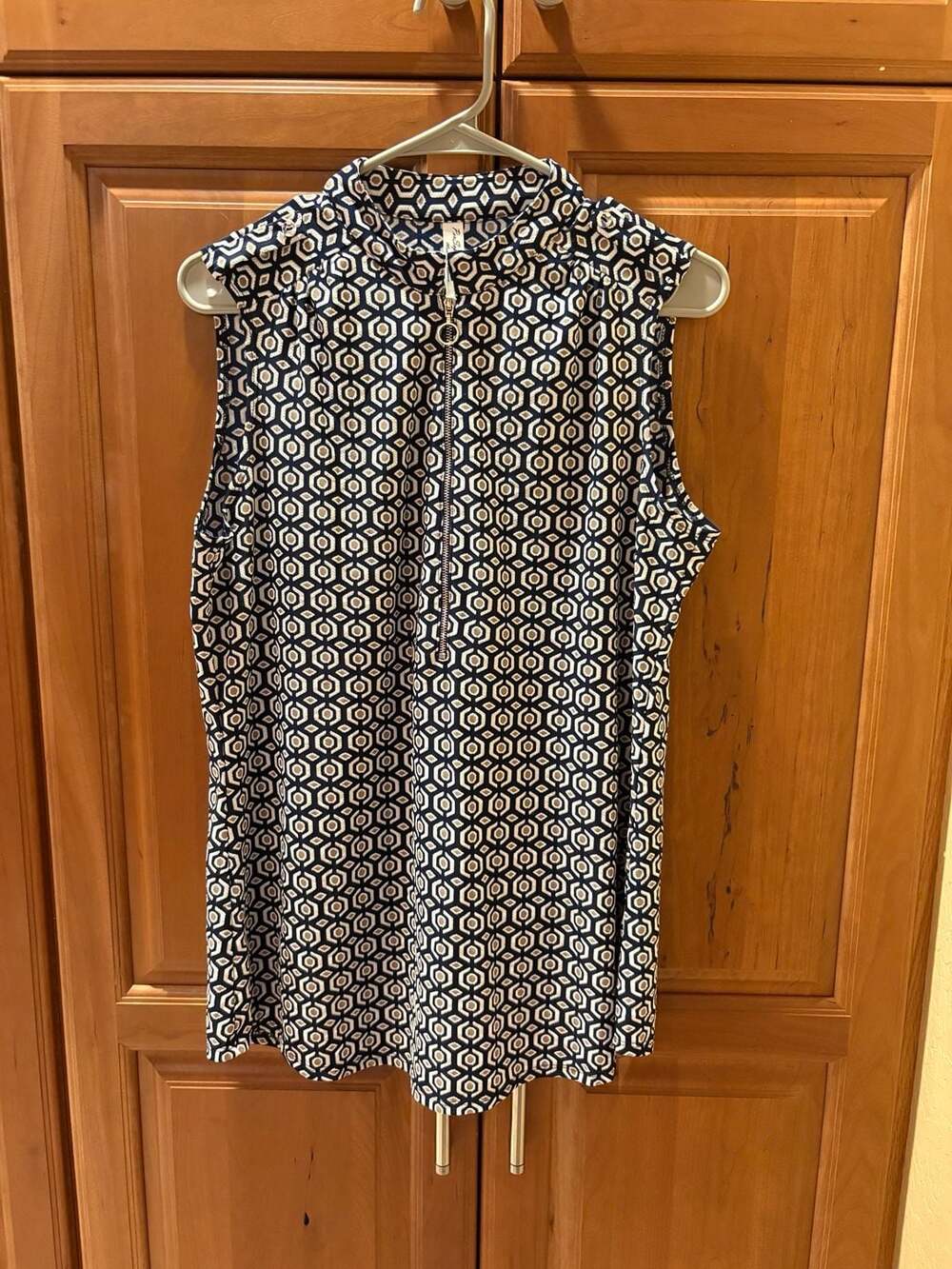 Perception Concept Blouse Size XL Geometric Sleeveless Mock Neck Top